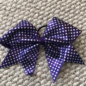 purple & silver polka dot cheer bow ! 🎀
